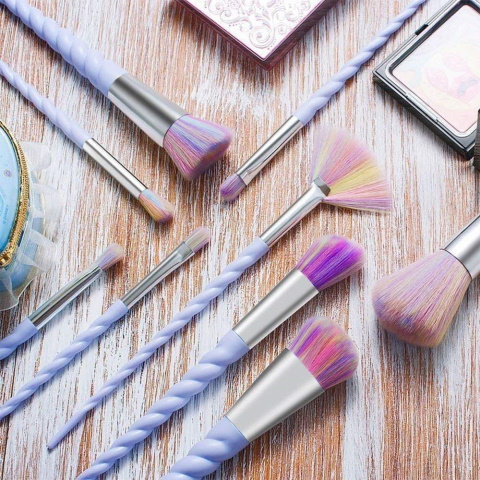 Unicorn Brush Kit With Iridescent Carrying Case