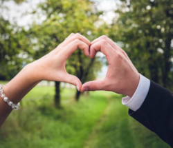 Representative image for Anniversary gifts section