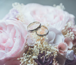Representative image for Wedding gifts section