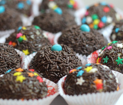 Representative image for Sweets gifts section